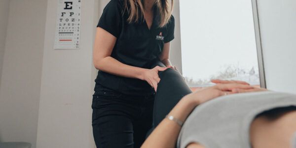 Parcourez notre article sur le nerf sciatique et les techniques de mobilisations chez Kinatex Sports Physio, Québec et Ontario.