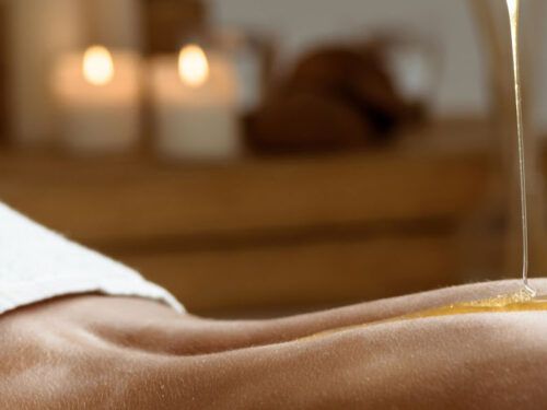 Détendez-vous avec le massage suédois chez Kinatex Sports Physio, Québec et Ontario.