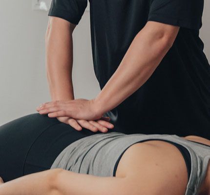 Faites confiance à nos experts pour soutenir votre santé chez Kinatex Sports Physio, Québec et Ontario.