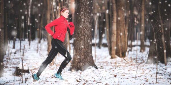 7 conseils d’expert pour une saison de course hivernale et l'habillement adapté avec Kinatex Sports Physio, Québec et Ontario