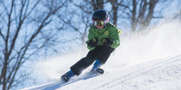 Blessures liées à la saison de ski alpin avec les Traumatismes crâniens et commotions avec Kinatex Sports Physio, Québec et Ontario